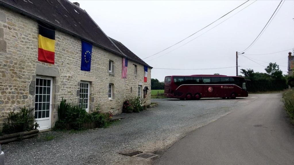 Chevrerie De La Huberdiere Liesville-sur-Douve Esterno foto